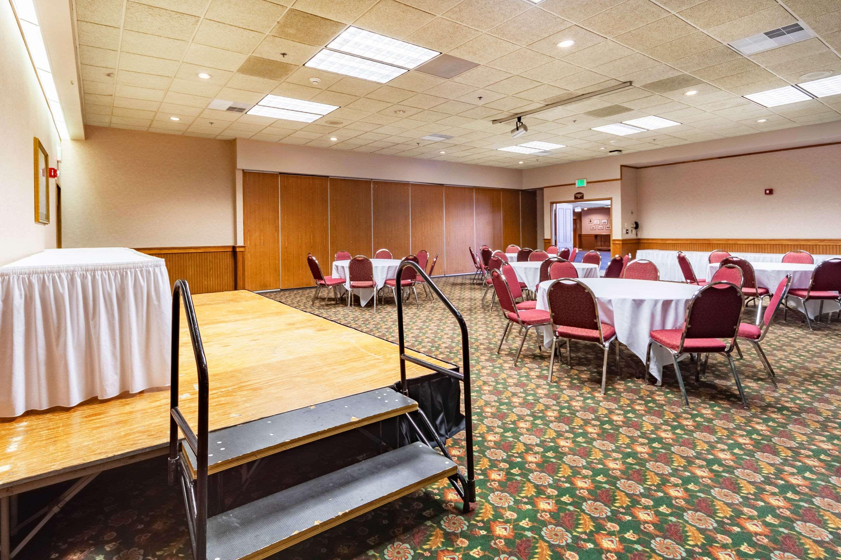Quality Inn And Conference Center I-80 Grand Island Doniphan Zewnętrze zdjęcie